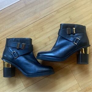 River Island Women’s boots with high heels black & gold